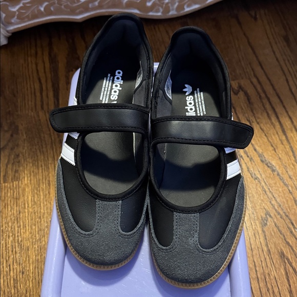 Adidas Black & White Samba Jane Sneakers Size 9 - Picture 4 of 11